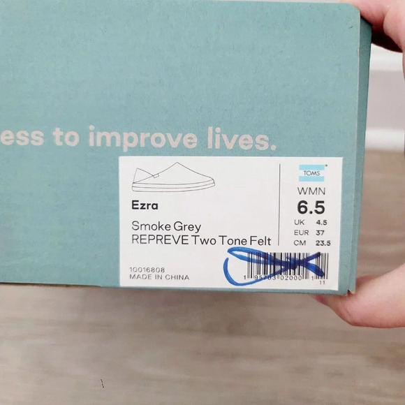 Toms Ezra Smoke Grey Repreve Felt Faux Fur Slip On Slippers House Shoes 6.5 - Picture 6 of 7